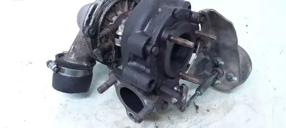 Toyota Avensis T250 Turbo 172010R041 0711080323