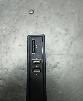 Mercedes-Benz C W205 USB socket connector A2058200126