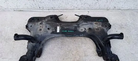 Fiat 500L Engine mounting bracket YRED324565787