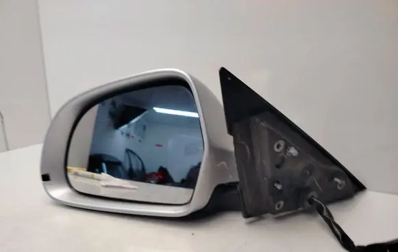 Audi A3 S3 8P Front door electric wing mirror 43R27