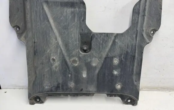 Hyundai Tucson IV NX4 Engine splash shield/under tray 62408N7000