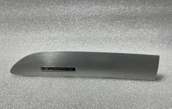 Dashboard glove box trim