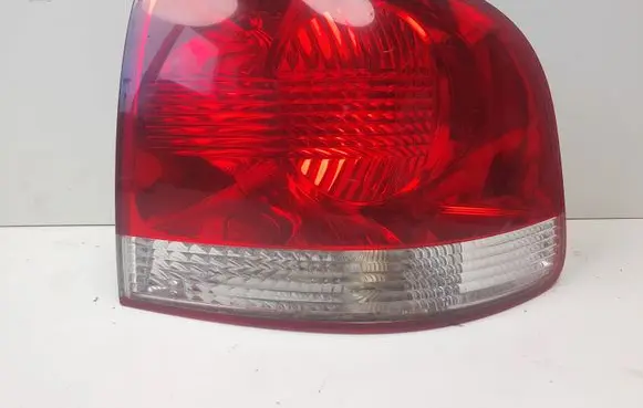 Volkswagen Touareg I Rear/tail lights 7L6945096K