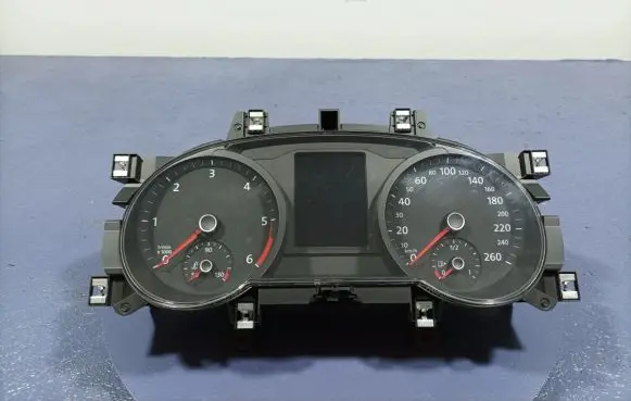Volkswagen PASSAT B8 Speedometer (instrument cluster) 3G0920741B
