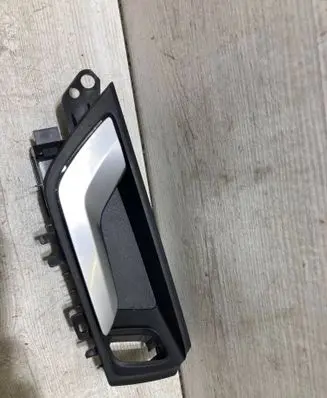 Ford Focus Front door interior handle JX7BA22601aew