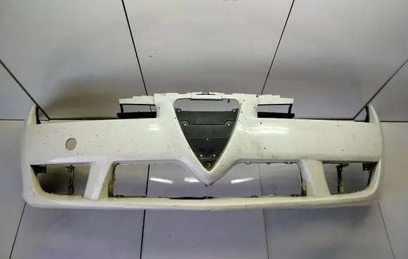 Alfa Romeo Brera Front bumper 156052520