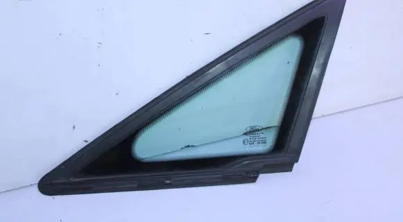 Ford C-MAX II Front triangle window/glass AM51R29711A 43R001582 DOT682AS2M3440
