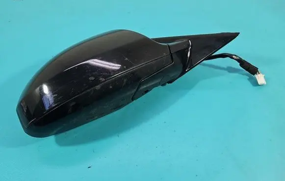 Front door electric wing mirror