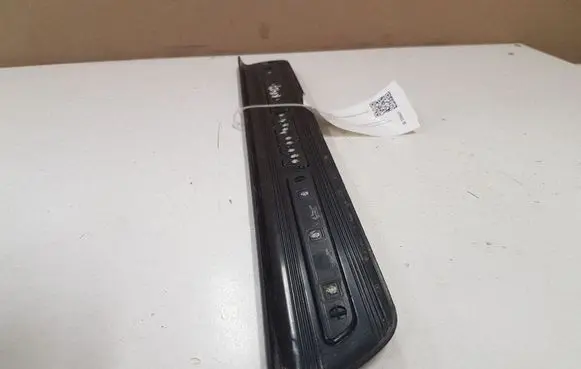 Volvo V50 Front sill trim cover 08622671 30744287