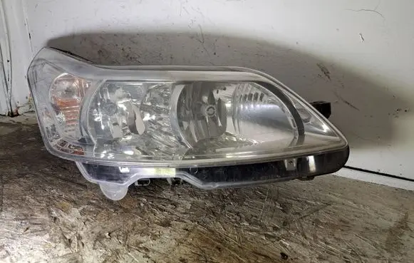 Citroen C4 I Headlight/headlamp 9646893880 89009406 89900032