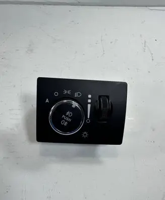 Jeep Grand Cherokee Light switch P68258719AB