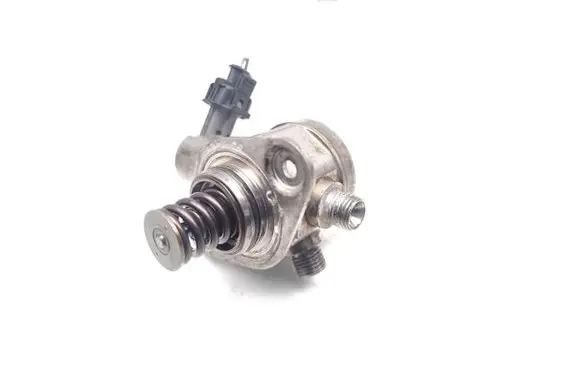 Ford Focus Fuel injection high pressure pump J1BG9D376AA