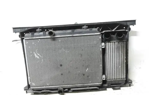 Citroen DS4 Radiator set 9680533480 9684212480 9676568780