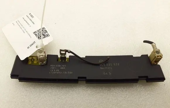 Volkswagen PASSAT B6 Antenna control unit 3C5035532