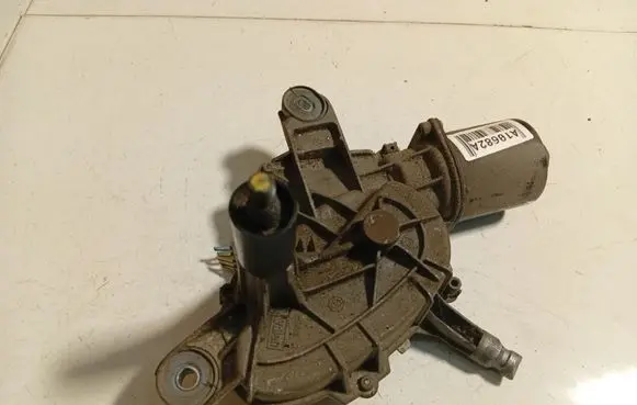Citroen C4 I Picasso Wiper motor 53630337