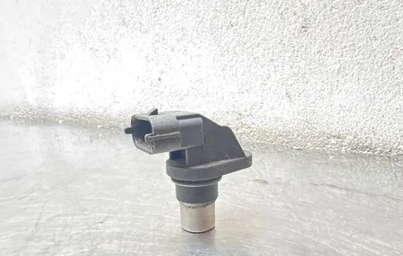 Opel Astra H Camshaft position sensor 002406 3281