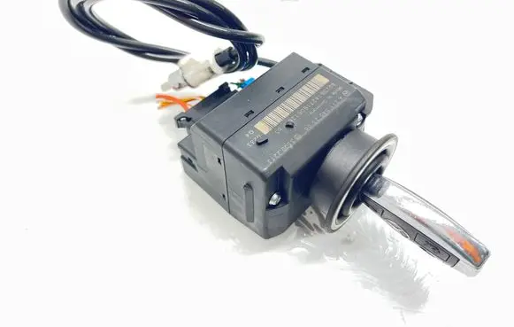 Mercedes-Benz E W211 Ignition lock A2115452308