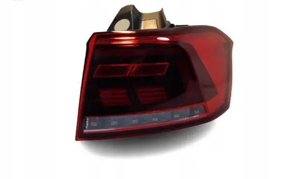 Volkswagen PASSAT B8 Rear/tail lights 3G9945096G