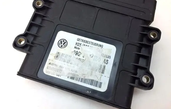 Volkswagen Jetta V Gearbox control unit/module 09G927750AS