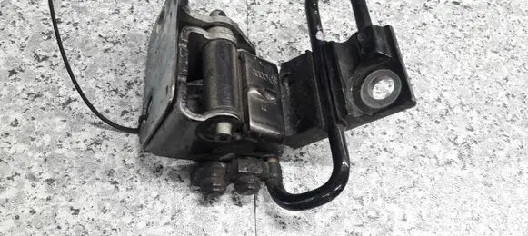 Volkswagen Golf IV Rear door check strap stopper 1J4833412