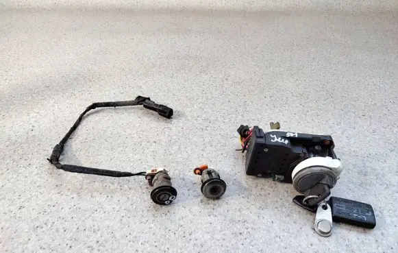 Jeep Grand Cherokee Ignition lock