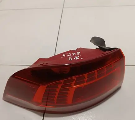 Volkswagen PASSAT B7 Rear/tail lights 3AF945207B 2SK01074601