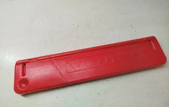 Volvo S80 Emergency warning sign E227R0303011