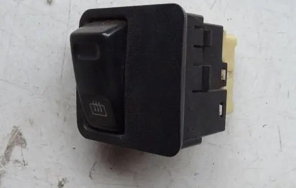 Toyota Corolla E110 Fog light switch 6993X05 185698