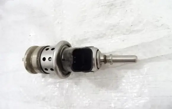 Citroen C5 Aircross AdBlue injector 9813930180