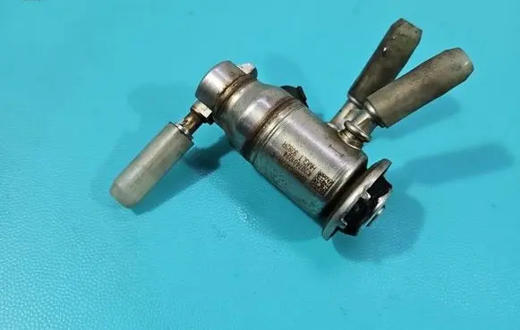 Dacia Dokker Fuel injector 208995377R IMPRK1578156