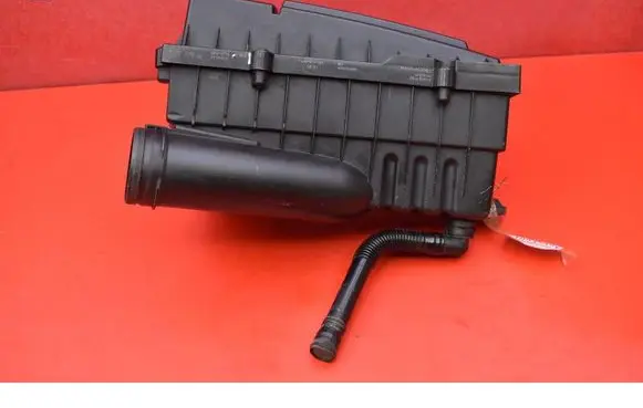 Audi A3 S3 A3 Sportback 8P Air filter box 3C0129607AD