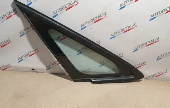 BMW 2 F46 Front triangle window/glass 7321944 51377321944