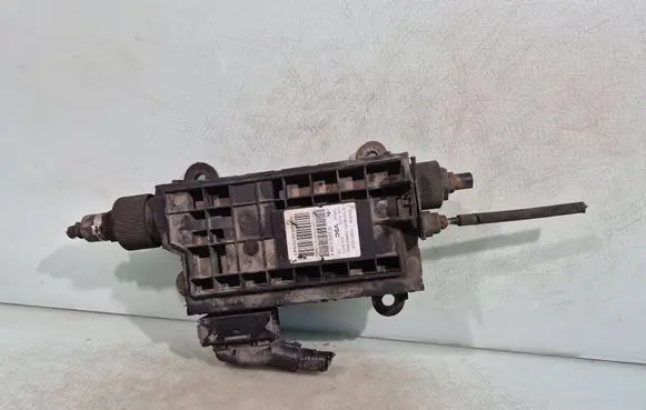 Toyota Avensis T270 Hand brake control module 4630005041