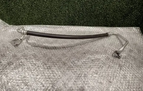 Porsche Cayenne (92A) Air conditioning (A/C) pipe/hose 02J22