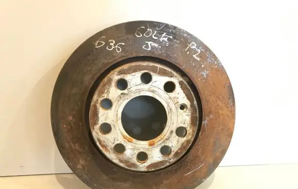 Volkswagen Golf V Front brake disc