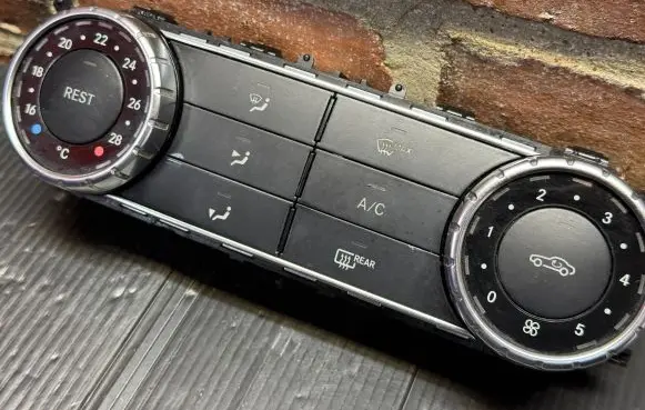 Mercedes-Benz SLK R172 Climate control unit A1729008306 SW311203 Q1HW3810