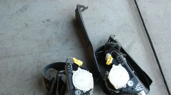 Mercedes-Benz ML W164 Third row seat belt GL164