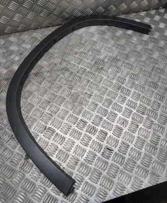 BMW X1 E84 Front arch trim 2990166