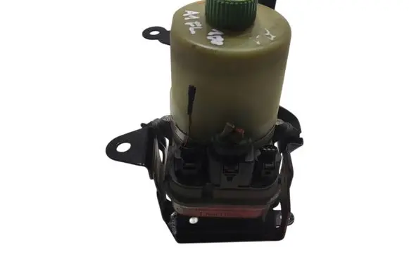 Audi A1 Power steering pump 6R0423156B
