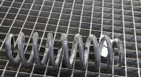 BMW 1 E82 E88 Rear coil spring