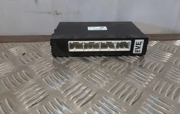 Subaru Impreza IV Comfort/convenience module 88281VA051 X1T24775H1