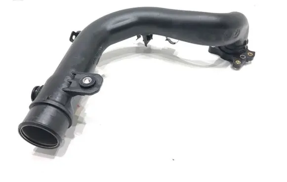 Intercooler hose/pipe