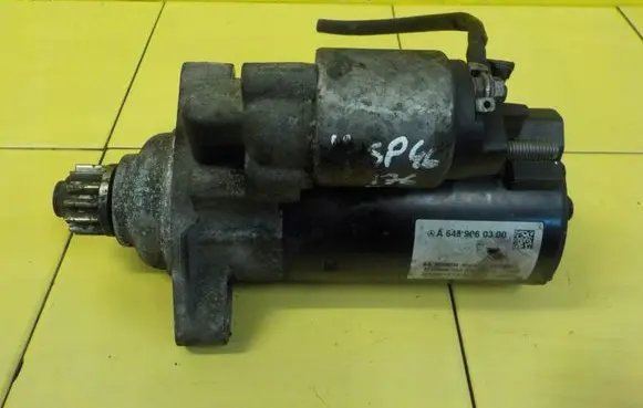 Mercedes-Benz A W176 Starter motor 0001153510 A6459060300