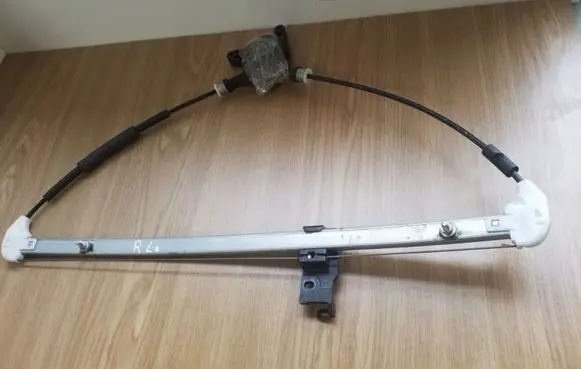 Mazda CX-7 Rear window lifting mechanism without motor A3PO1 B1POM