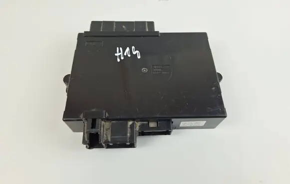 Volvo XC90 Seat control module 8691707