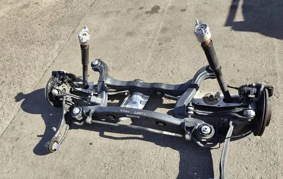 Mercedes-Benz B W246 W242 Rear axle beam 