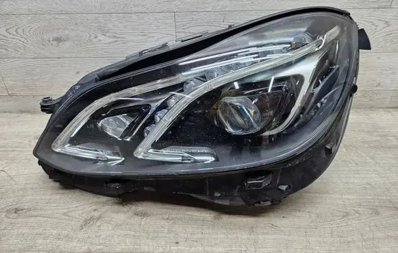 Mercedes-Benz E W212 Headlight/headlamp A2128205539