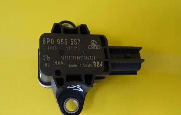 Audi A4 S4 B6 8E 8H Airbag deployment crash/impact sensor 8P0955557
