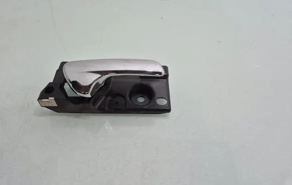 Jeep Grand Cherokee Front door interior handle