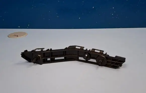 Toyota Yaris Cross Front bumper mounting bracket 525350D320